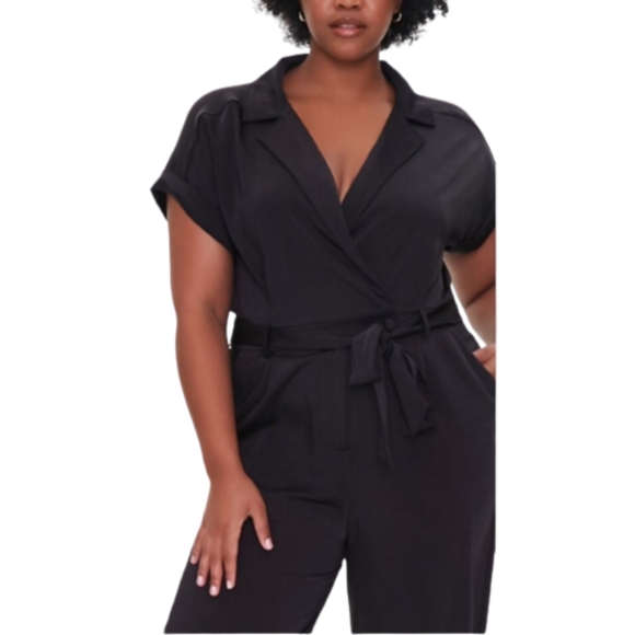 MIDNITE BLACK SATIN ☆ COLLAR NECK ☆ JUMPSUIT ☆ NWT - Picture 6 of 9